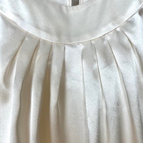 Jones New York Sleeveless Blouse - Picture 5 of 8